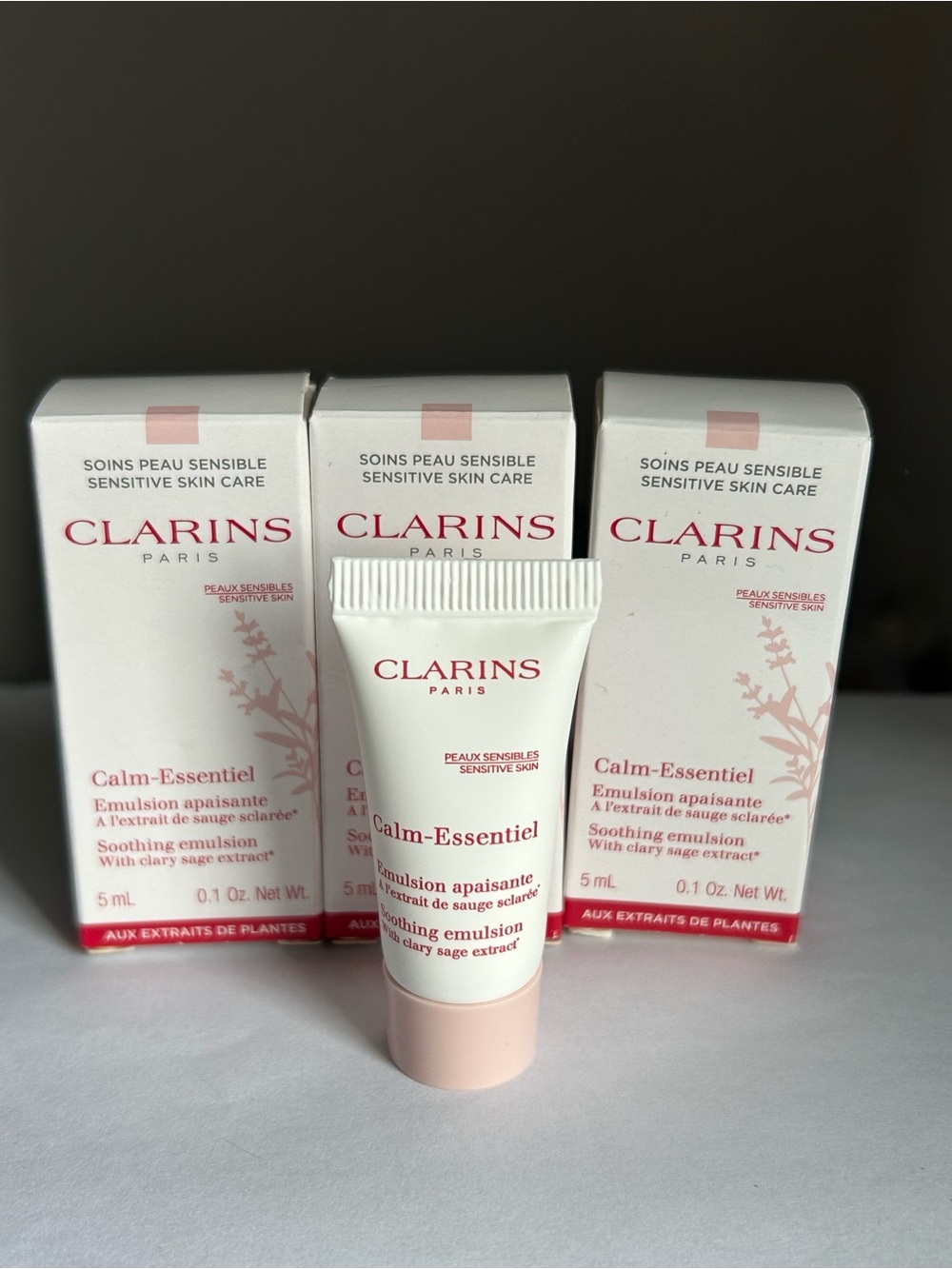 5mlx3 Clarins Calm-Essentiel Soothing Emulsion
